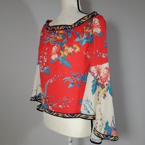 Top Bell Sleeves Medium Red Floral Flying Tomato Never Worn Lightweight